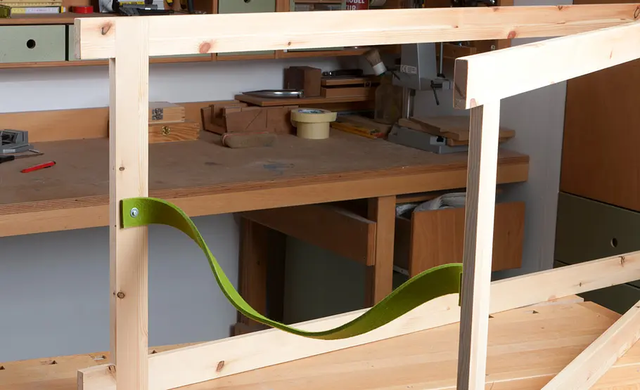 Holz-Kleiderständer selber bauen
