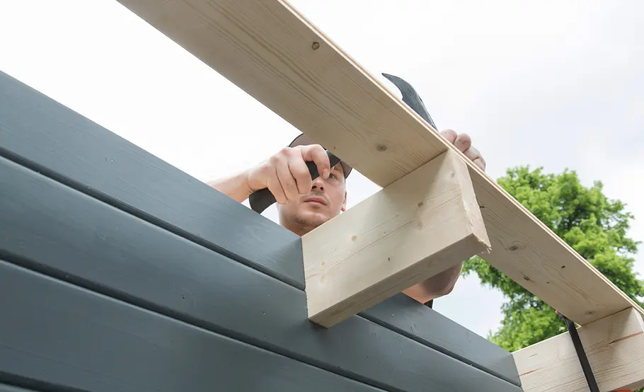 Gartenhaus mit Flachdach selbst bauen