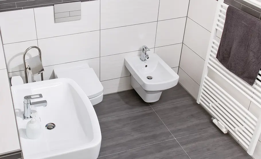 Wandhängendes Bidet montieren