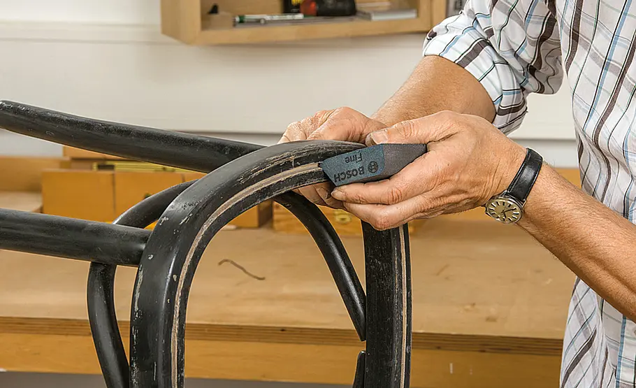 Stuhlgeflecht reparieren
