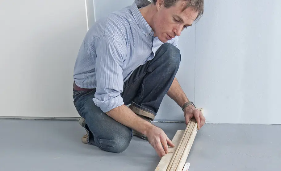 Trennwandbau mit Holzprofilen