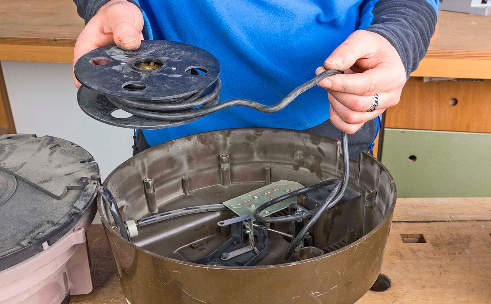 Siemens Staubsauger Kabeleinzug Reparieren