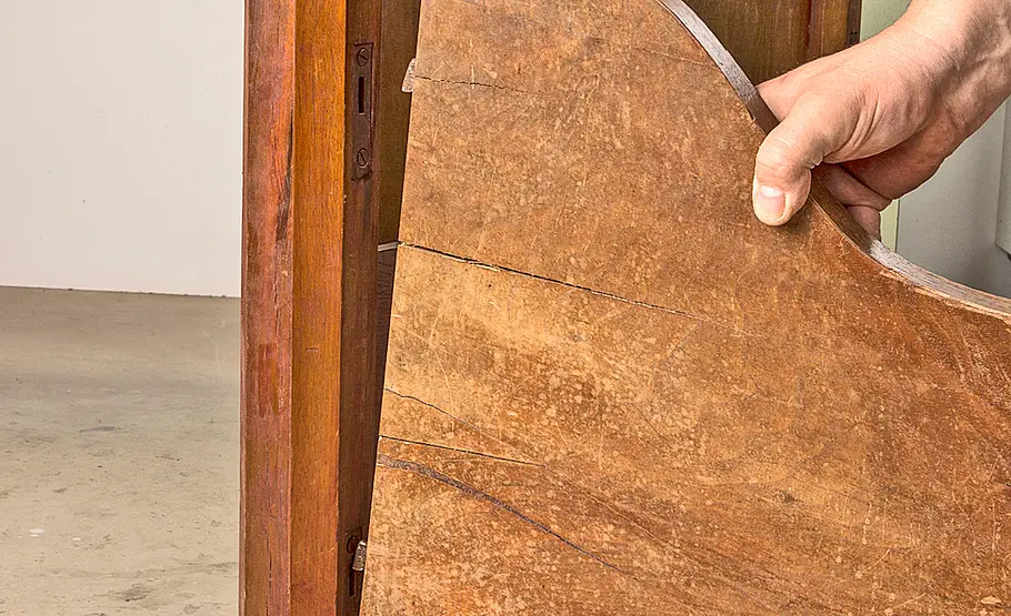 Sessel aus altem Bett bauen