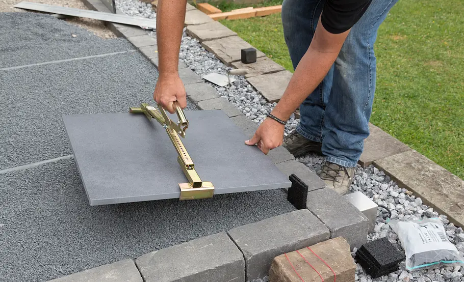 Terrassenüberdachung aus Alu und Glas bauen