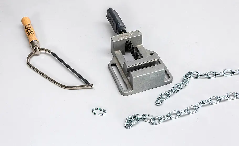 Deckenlampe aus Werkzeugkiste