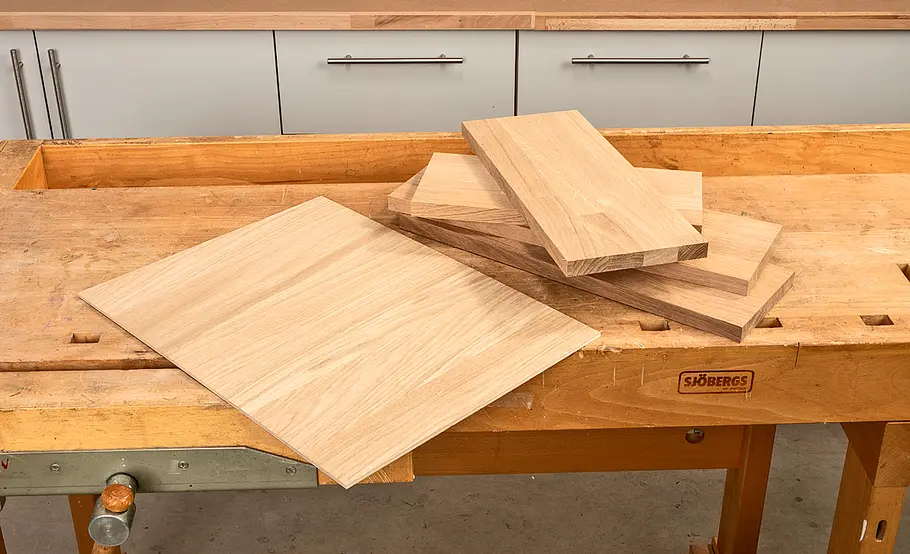 Bürotisch aus Eichenholz bauen