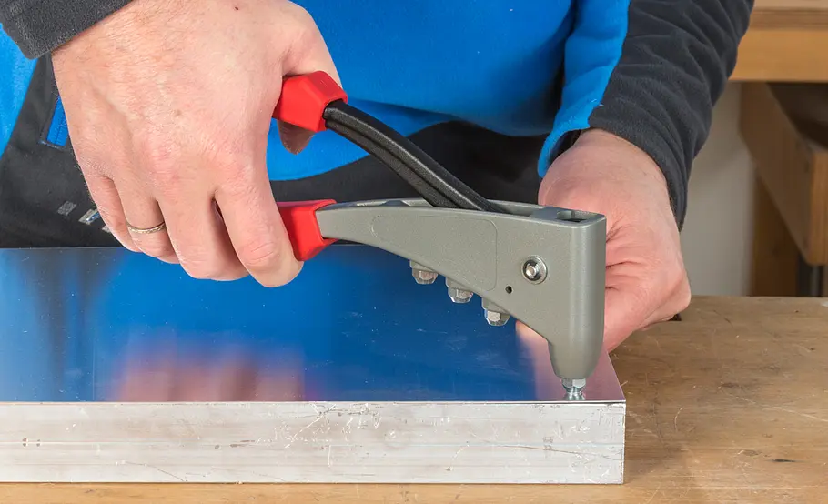 Nietverbindungen für Metall