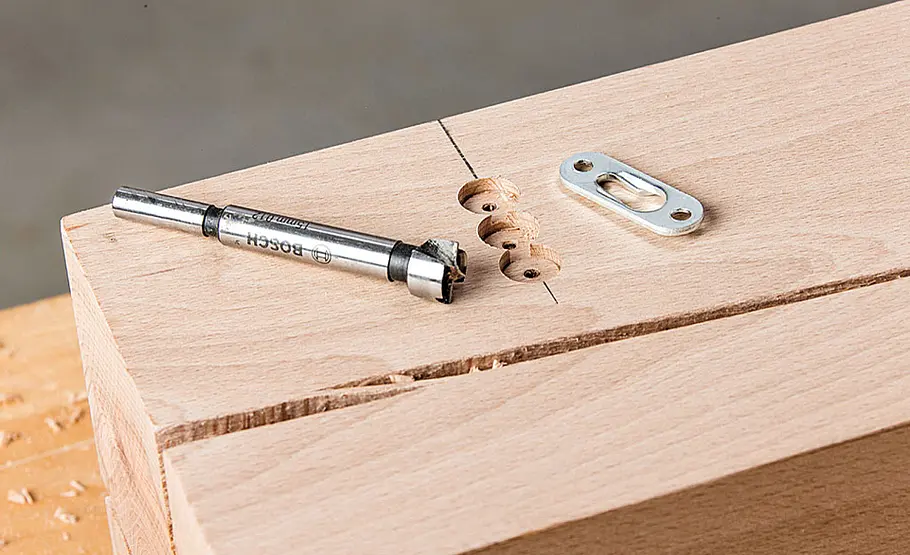 Waschplatz aus Holzbalken bauen