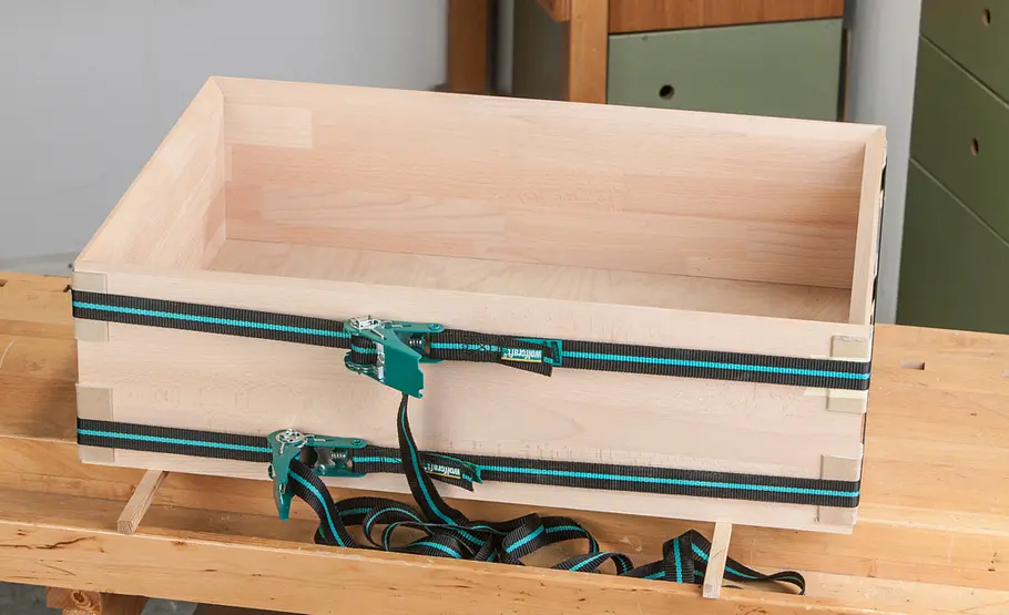 Wandschreibtisch zum Aufklappen