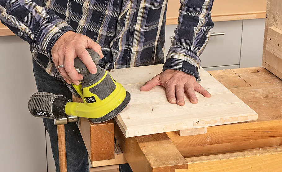 Hocker aus Beton und Holz bauen