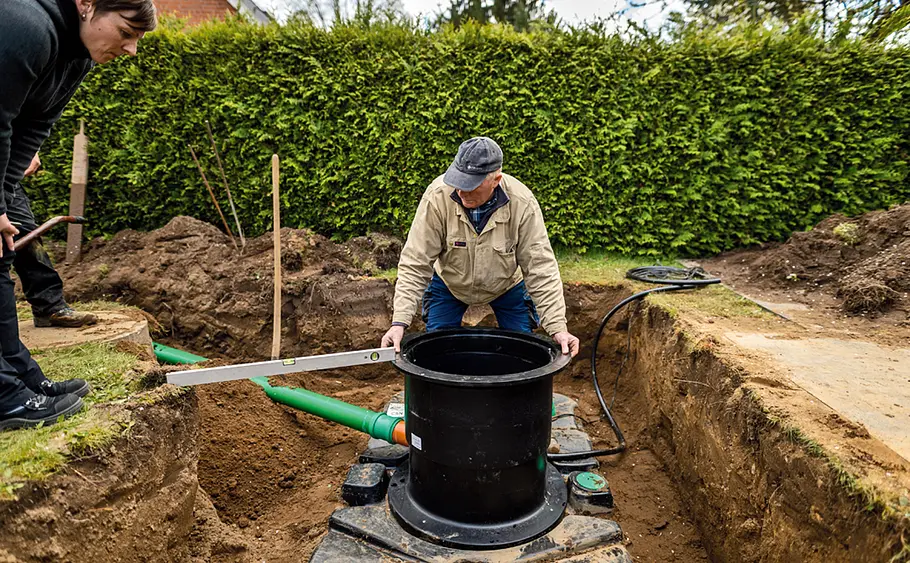 Regenwassertank im Garten vergraben