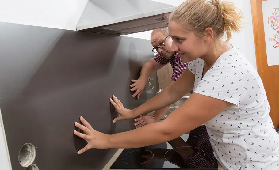 Küchenrückwand mit Effektplatten verkleiden