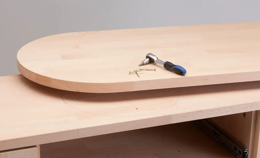 Sideboard mit Schwenk-Theke