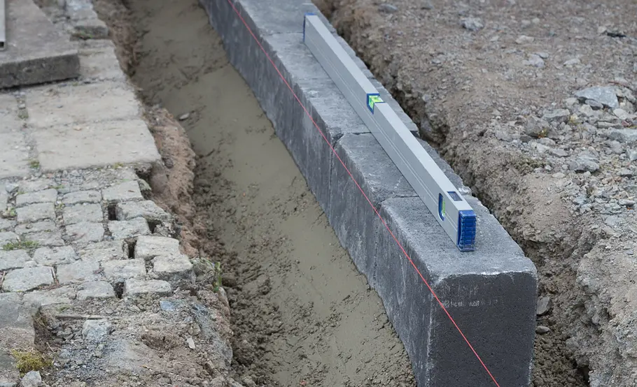 Terrassenüberdachung aus Alu und Glas bauen