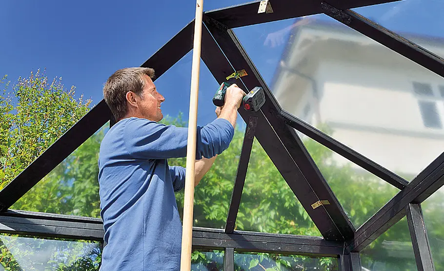 Gewächshaus aus Glas selber bauen
