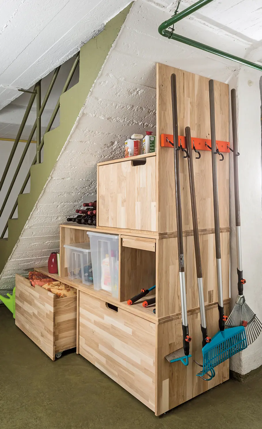 Treppenschrank bauen