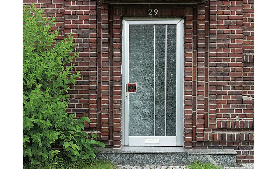 Haustür aus Aluminium einbauen