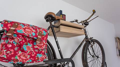 Fahrrad-Wandhalterung aus Holz selber bauen - Foto: sidm / KEH