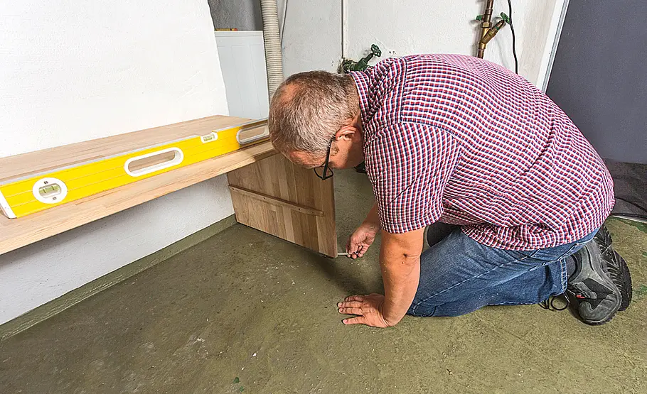 Treppenschrank bauen
