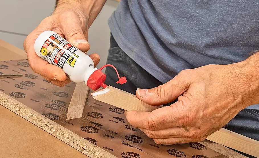 Leuchte aus Diarahmen bauen