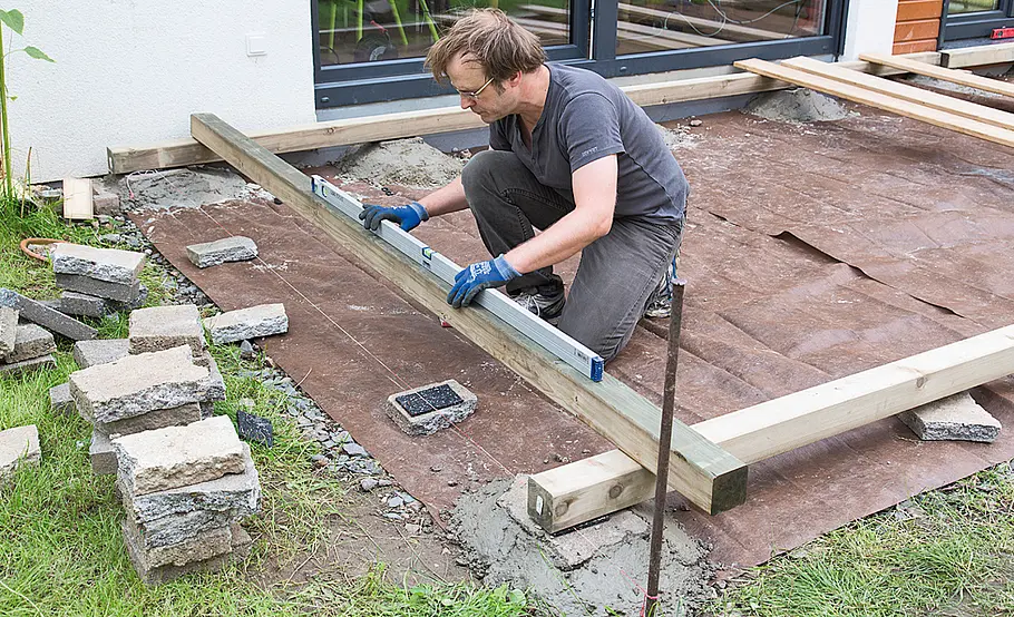 Terrassendielen aus Lärche verlegen