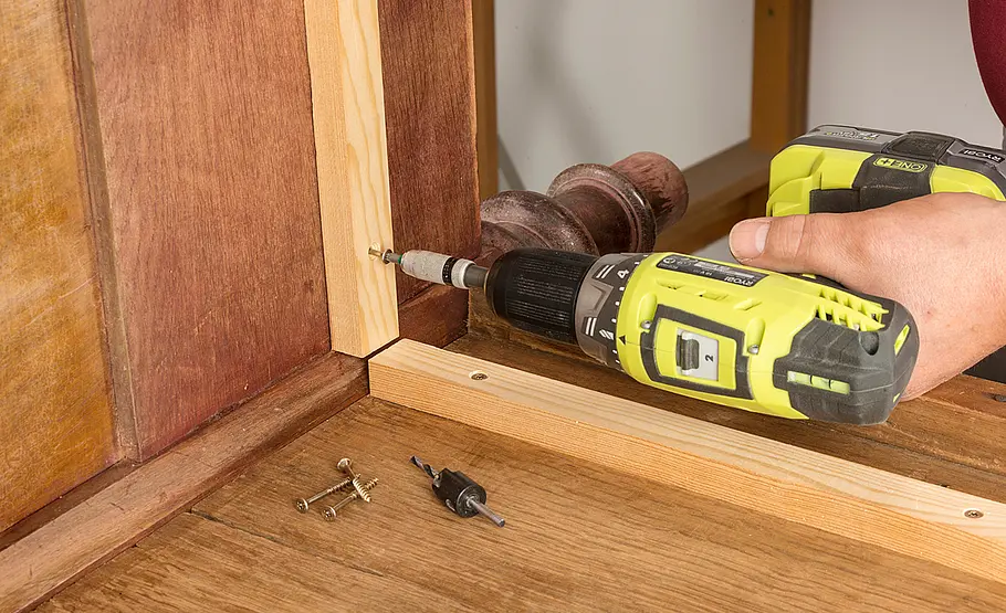 Sessel aus altem Bett bauen