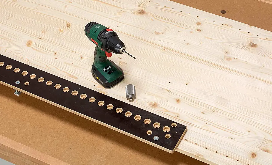Schrank für unter die Treppe bauen