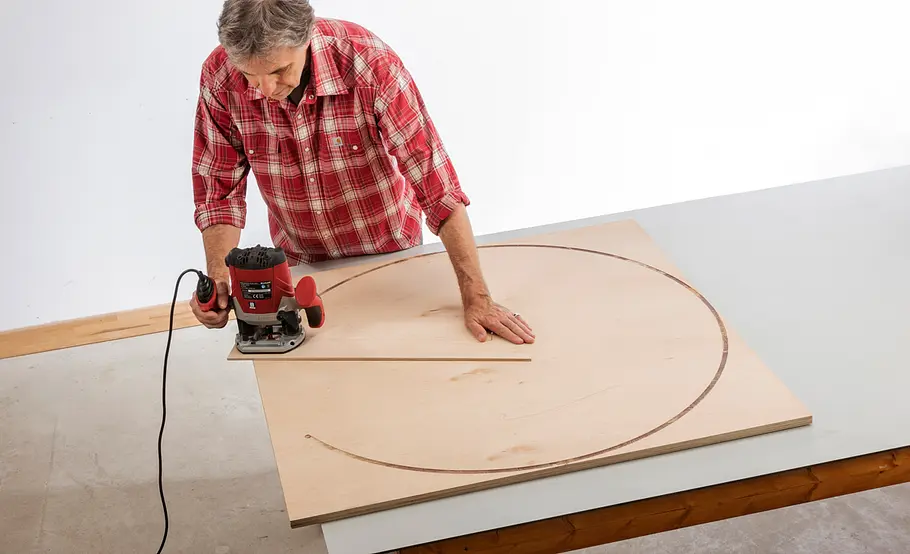 Werkstattschrank mit Maschinenrondell bauen
