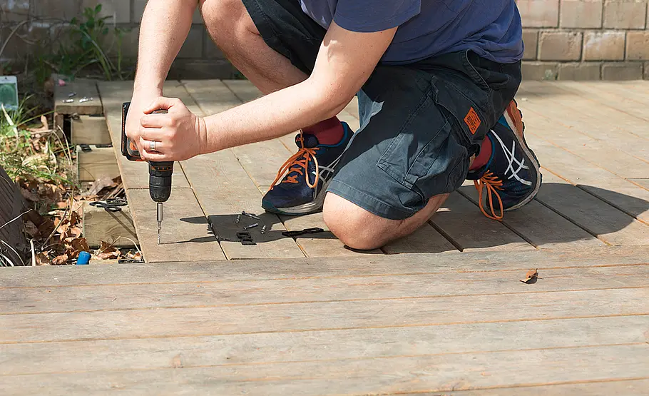 Terrassendielen aus Lärche verlegen