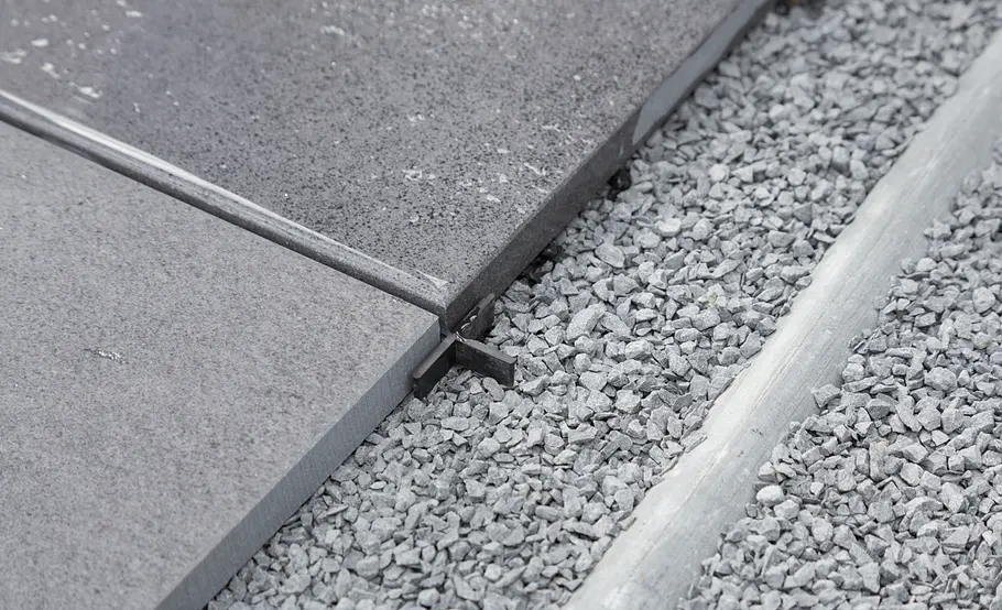 Terrassenüberdachung aus Alu und Glas bauen
