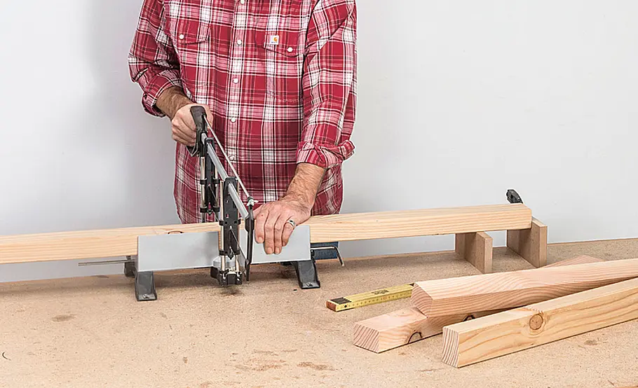 Platzsparender Werktisch zum Zusammenfalten