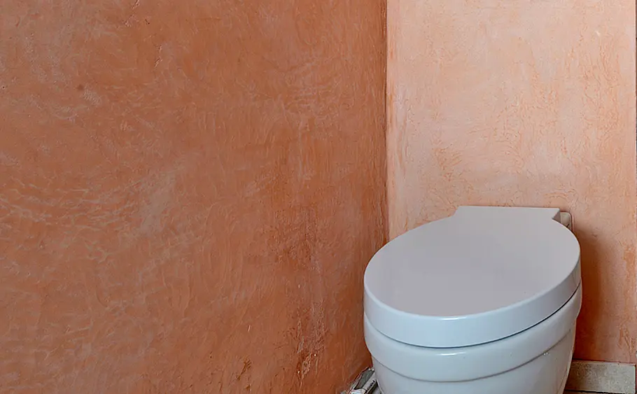 Wandhängendes WC an Vorwandelement montieren