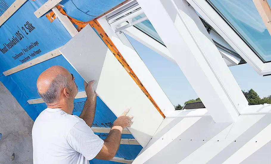 Dachstuhl mit Trockenbauplatten verkleiden