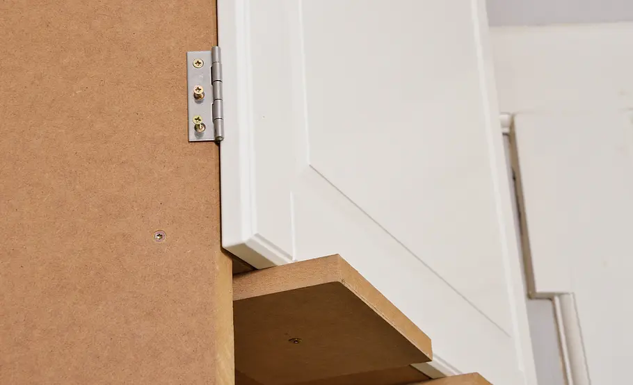 Flur-Eckschrank selber bauen