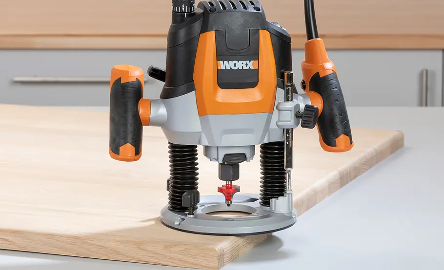 Elektrisch höhenverstellbaren Schreibtisch bauen