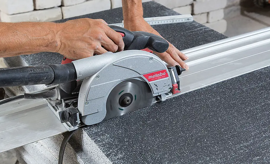 Kellerdecke dämmen mit Mehrschichtplatten