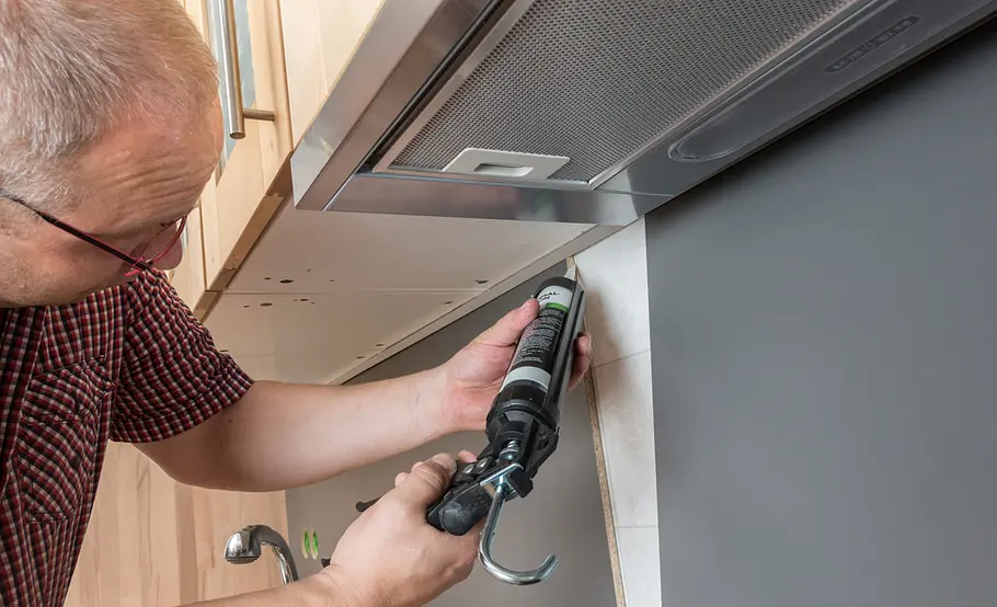Robuste und günstige Küchenrückwand selber bauen