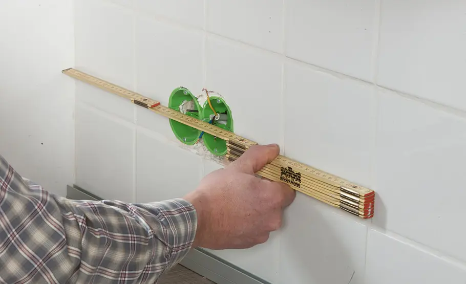 Küchenrückwand mit Wandpaneelen verkleiden