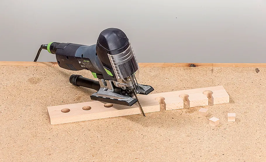 Werkzeugaufhängung aus Holz selber bauen