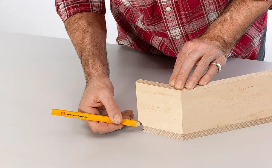 Weinflaschen-Ständer selber bauen