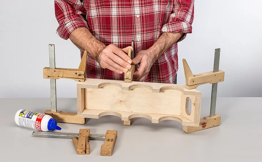 Weinflaschen-Ständer selber bauen