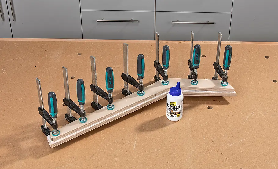 Klappbaren Couchtisch bauen