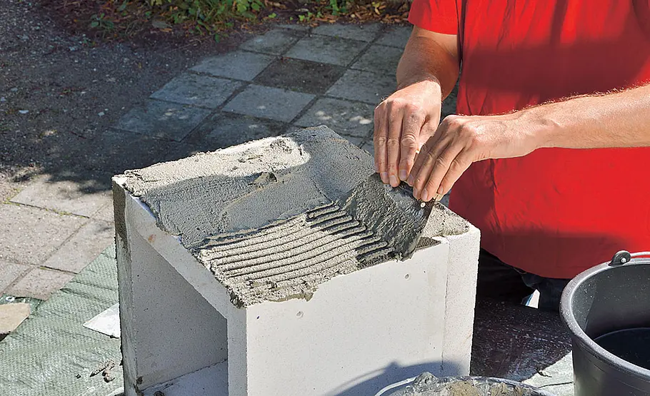 Pflanzkübel aus Betonplatten bauen