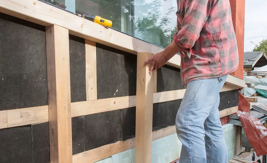 Fassade verkleiden mit Holz