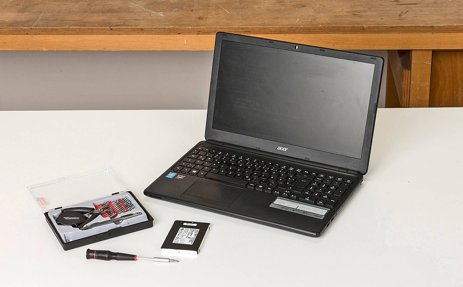 Laptop Festplatte tauschen selbst.de