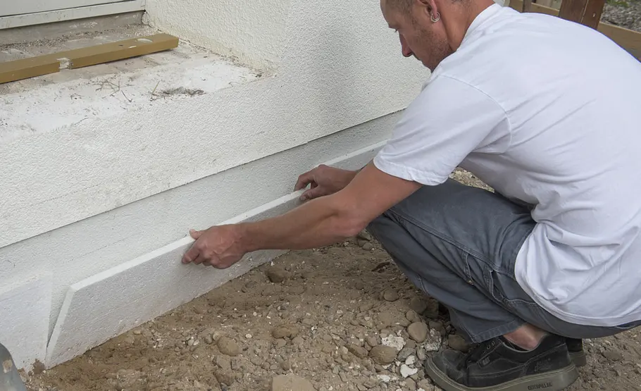 Treppe vor der Haustür betonieren