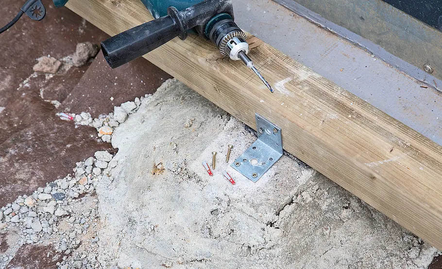 Terrassendielen aus Lärche verlegen