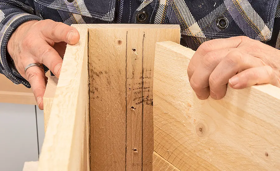 Hocker aus Beton und Holz bauen