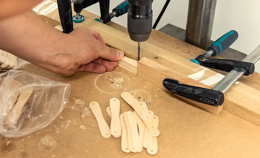 Lampenschirm aus Eisstielen