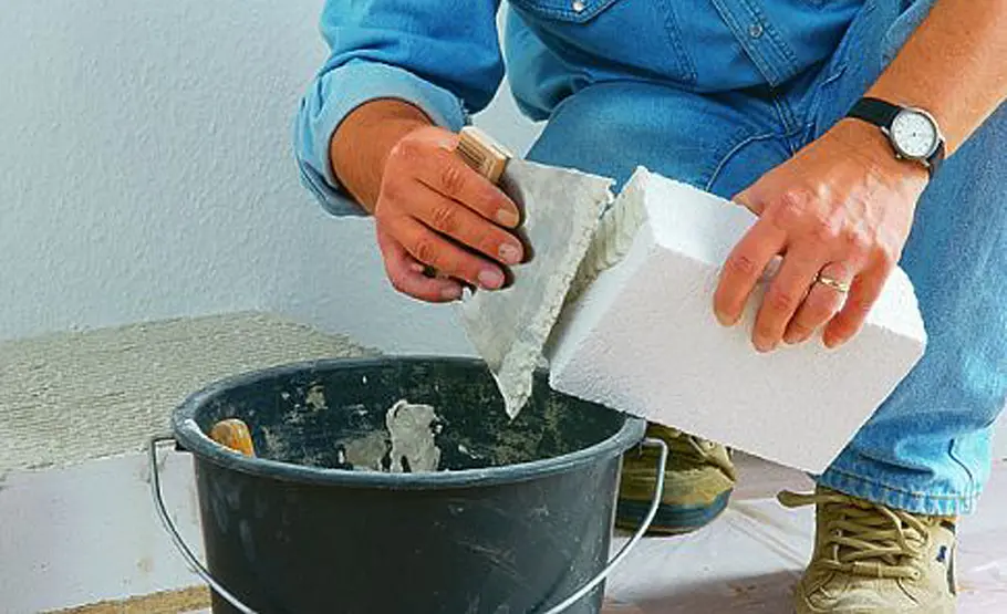 Ethanol-Kamin nachträglich einbauen: Schritt 12 von 17 Ethanol-Kamin